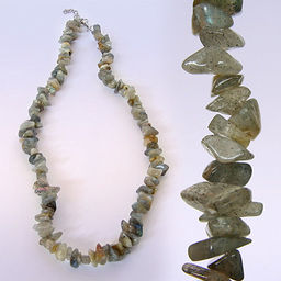 Бусы из камня Лабрадор для мистических желаний и мощной защиты 45см