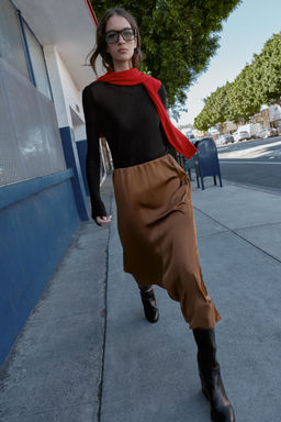 SATIN MIDI SKIRT