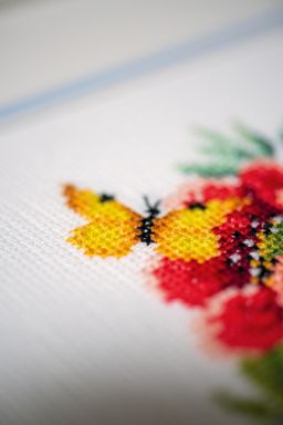 Набор для вышивания VERVACO PN-0179766 Цветочное сердце 25 х 25 см