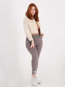 Облегающие джинсы цвета какао летние