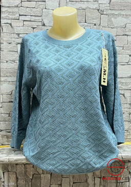 Свитер женский с 3/4 рукавом