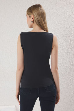 Antrasit More Sustainable Modal Icerikli Drape Detayl? Degaje Yaka Orme Bluz TWOSS25BZ00428