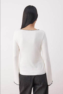 Ekru Soft Touch/Yumusak Tuseli Vucuda Oturan Esnek Dugmeli Ispanyol Kol Bluz TWOAW26BZ00041 - Trendyolmilla фото 4