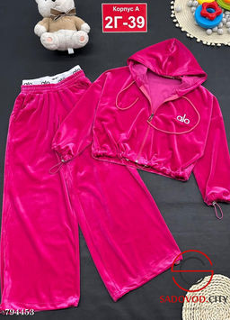 Костюм бархатный для девочка