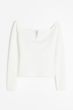 Top off-the-shoulder en punto de canale
