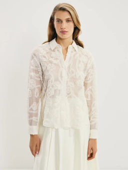 Блузка с аппликациями / Zarina