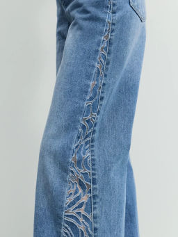 Джинсы wide leg с высокой посадкой с эффектом деворе / Zarina  фото 6