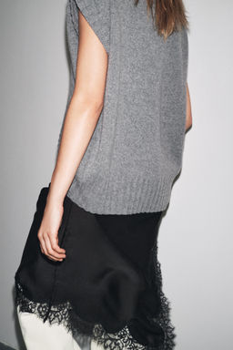 OVERSIZE WOOL-BLEND KNIT WAISTCOAT - Zara фото 3