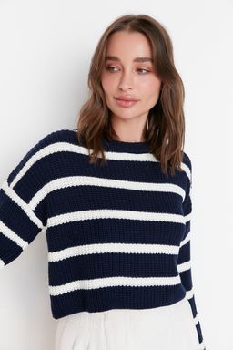 Lacivert Crop Basic Cizgili Genis Kal?p Triko Kazak TWOAW23KZ00390