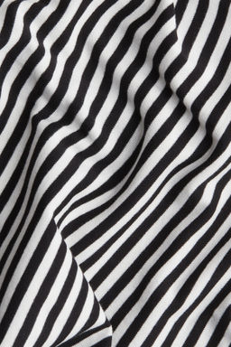Top de canal? con tapeta decorativa - H&m фото 2