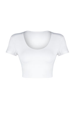 Trendyolmilla Beyaz 2 Katl? Ici Pedli Spor Sutyenli Crop Orme Spor Ust/Bluz THMSS24BZ00003