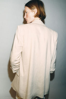 BLAZER ABIERTA MANGA REMANGADA / Beige claro - Zara фото 3