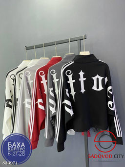 Худи женское с рисунком на спине