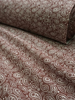 Бязь Белые огурчики на коричневом, ш.1.5м, хлопок-100%, 122гр/м.кв