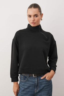Siyah Dik Yaka Asimetrik Fermuar Detayl? Regular Orme Sweatshirt TWOAW26SW00232 - Trendyolmilla фото 2