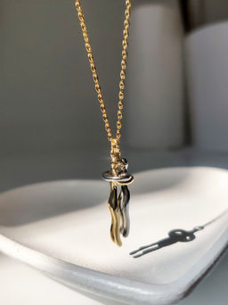 Кулон на цепочке Парочка