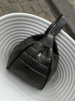 Сумка-рюкзак женская из телячьей кожи