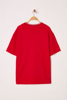 TRENDYOL MAN K?rm?z? Oversize/Genis Kesim Campus Team Bask?l? Forma Kumas T-Shirt TMNSS25TS00122 - Trendyolmilla фото 3