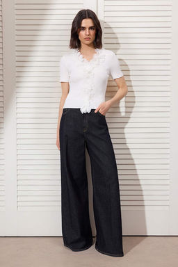 Ekru Tul Cicek V Yaka Detayl? Triko Bluz TWOSS26BZ00114