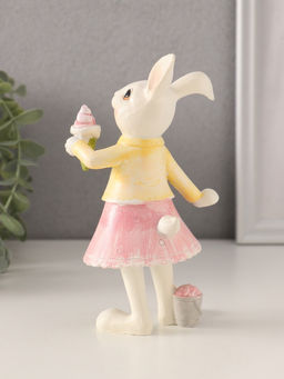 Фигурка полистоун Зайка в платьице, с рожком мороженого, 9?7?16 см