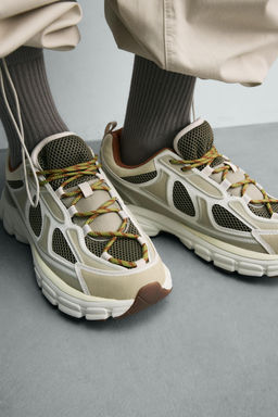 ZAPATILLA SUELA VOLUMEN / Verde