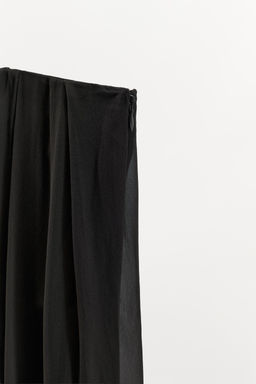 STRAPLESS MIDI DRESS