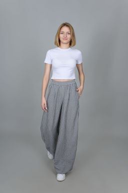 Брюки-палаццо из мягкой вискозы с эффектом крэш - Новый лен фото 6