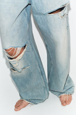 TRF FOLDED WAIST MID-WAIST JEANS - Zara фото 29