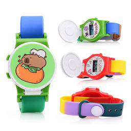 Часы игрушечные "Капибара" в пакете