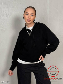 Свитер женский с капюшоном