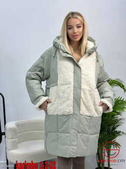 Куртка зимняя с капюшоном