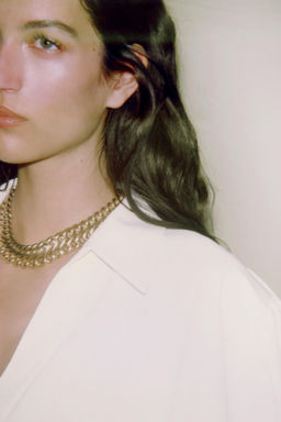 SHIRT WITH ASYMMETRIC HEM AND PLEATS - Zara фото 5