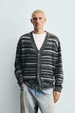 STRIPED JACQUARD CARDIGAN - Zara фото 2