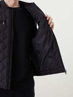 Standart Kal?p Kolej Yaka Erkek ?i?me Yelek