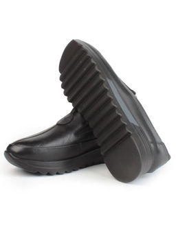 03-5306 BLACK Полуботинки женские (натуральная кожа)