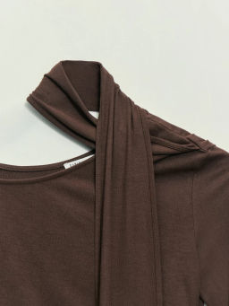 Лонгслив с шарфом / Zarina