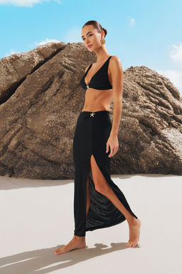 Siyah Orme Aksesuar Detayl? Maxi Plaj Etek TBESS25ET00000