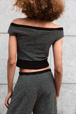 TOP BOUCL? RAYAS / Negro / Crudo - Zara фото 6