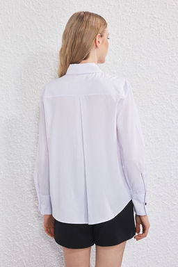 TRENDYOLMILLA Beyaz Fiyonk Detayl? Regular Gomlek TWOSS25GO00143  фото 4