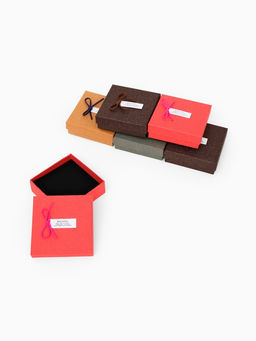 Набор коробочек подарочных 6 шт. под набор «Шильдик», 9×9 см, цвет МИКС