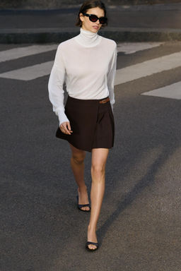 FALDA MINI TRABILLA / Marr?n