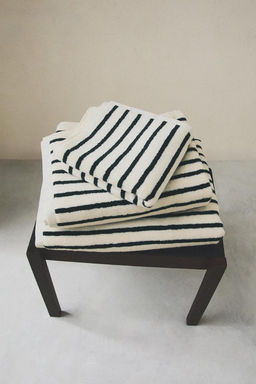 HIGH GSM STRIPED BATH TOWEL - Zara фото 12