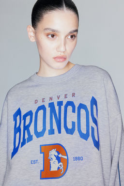 Sudadera oversize con estampado - H&m фото 2