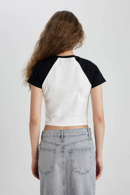 Ramones Облегающая футболка с короткими рукавами и круглым вырезом в рубчик - Defacto фото 6