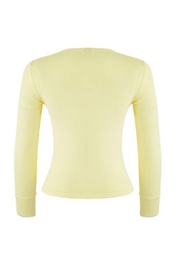 Sar? Viskon/Yumusak Kumasl? Parmak Gecme Detayl? Esnek Orme Bluz TWOAW25BZ00014