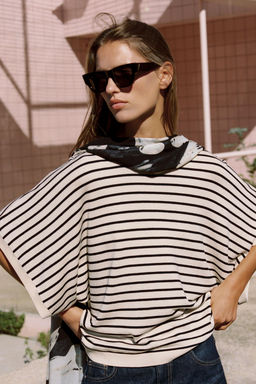 TOP PUNTO MANGA ANCHA / rayas