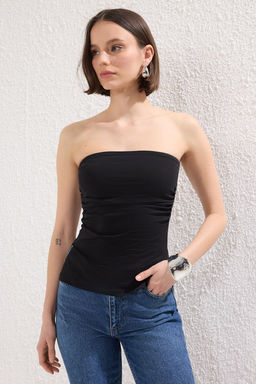 Siyah %100 Pamuk Straplez Buzgu/Drape Detayl? Orme Bluz TWOSS25BZ00484