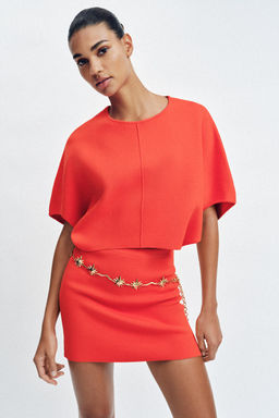 TOP CORTO PUNTO / Coral rojo