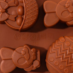 Форма для шоколада Доляна Зайки, силикон, 20.7?10.6?3 см, 8 ячеек, коричневая  фото 4