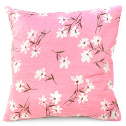 Наволочка декоративная 43х43см "Цветы на розовом", искусственная ткань, рисунок с 2-х сторон, на молнии (Китай)